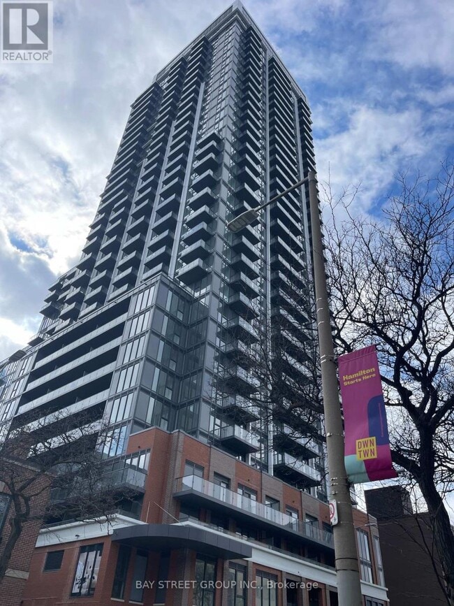 Building Photo - 75 James St S