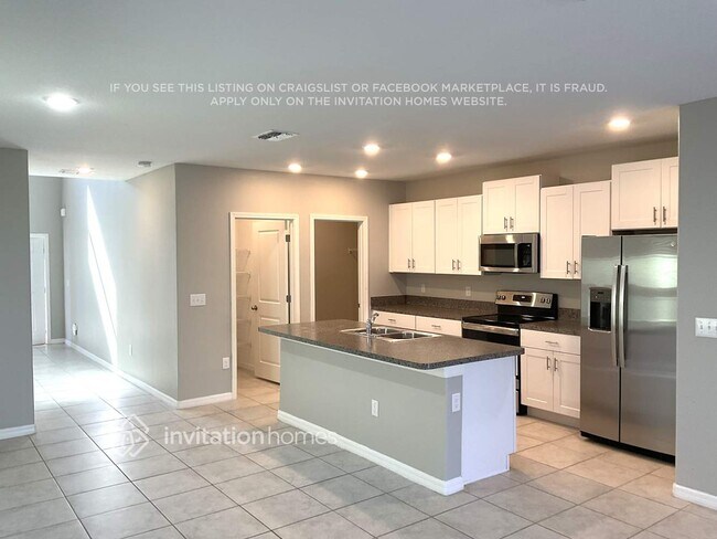 Foto del edificio - 15540 Colt Creek Pl