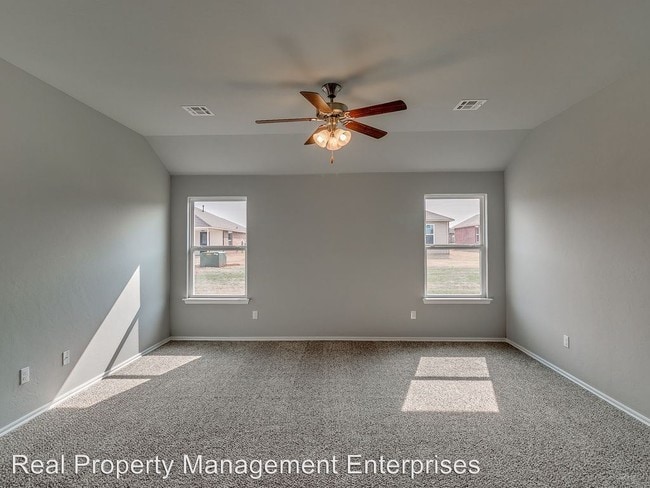 Building Photo - 3 br, 2 bath House - 1921 W Autumn Way