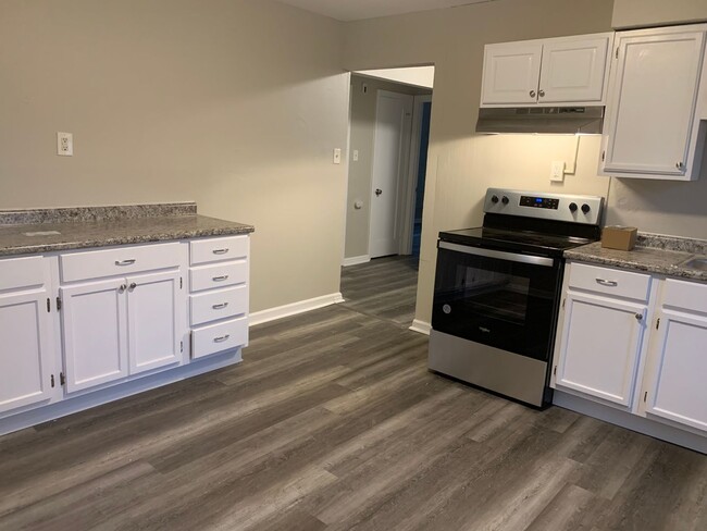 Building Photo - Recently Renovated Two Bedroom Coming Avai...