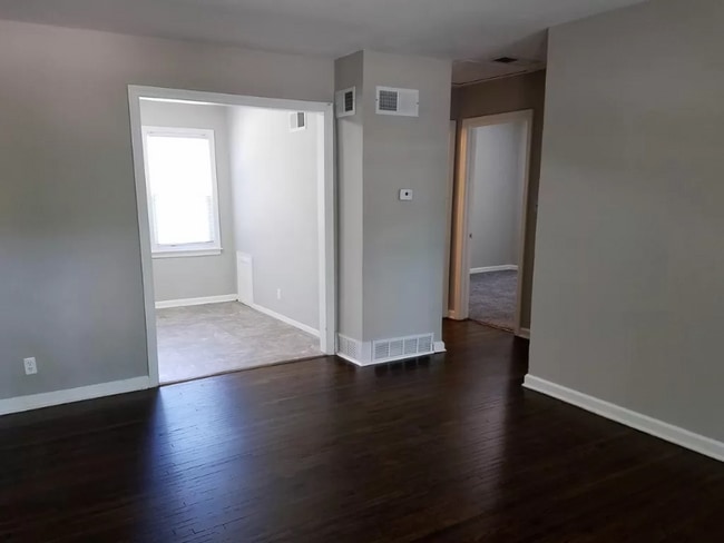 Foto del edificio - 2656 S Ellis St