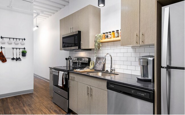 Foto del edificio - 3839 N Sheffield Ave