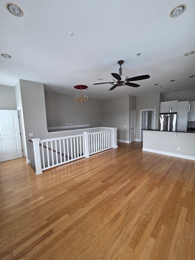Welcome Home! - 302 Lorch St