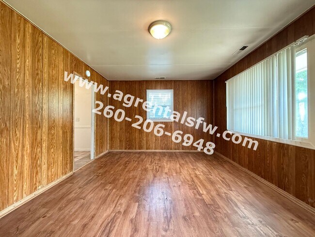 Foto del edificio - Charming 2-Bedroom Ranch for Rent- Section...