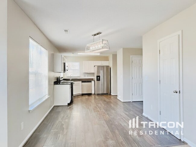 Building Photo - 5040 Liberty Hall Cir