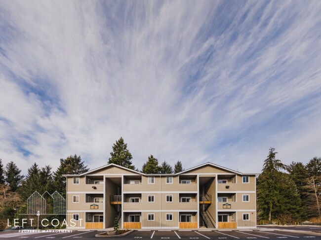 Foto del edificio - 3031 Northeast West Devils Lake Road