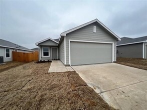 Building Photo - 2903 Greenhorn Ave