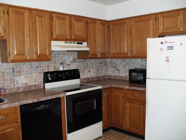 COCINA COMEDOR - 40 Howard Ave