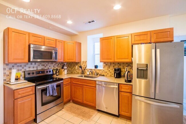 Building Photo - 1613 Ellsworth St