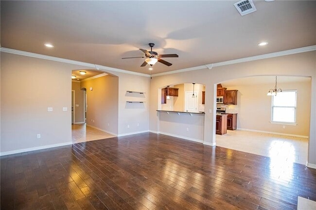 Foto del edificio - 2955 N Raven Ln