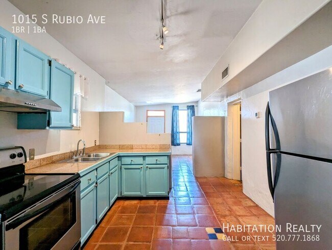 Building Photo - 1015 S Rubio Ave