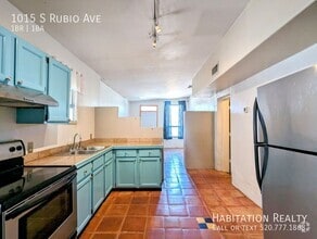 Building Photo - 1015 S Rubio Ave
