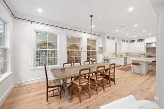 Building Photo - 1235 Wynden Oaks Garden Dr