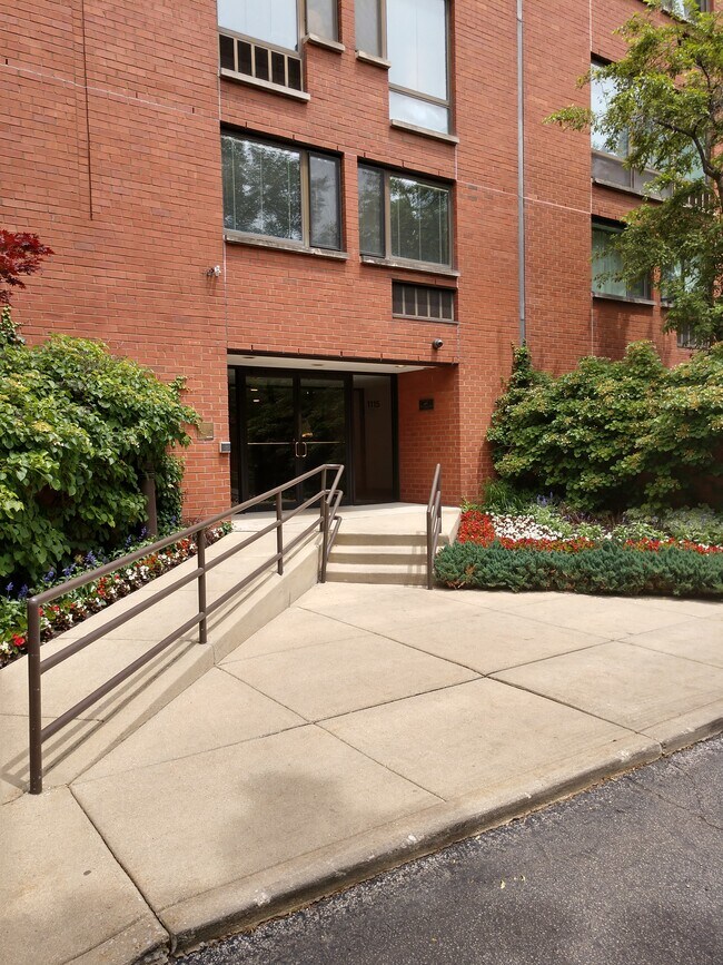 Alquiler de dúplex en South Loop (3 habitaciones, 3 baños) - 1115 S Plymouth Ct
