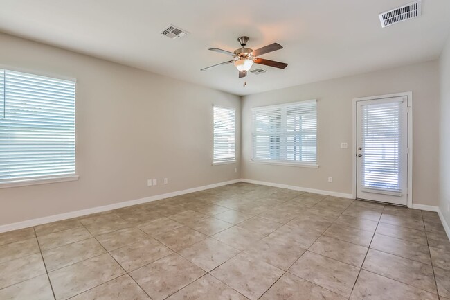 Building Photo - 2708 Monticello Way