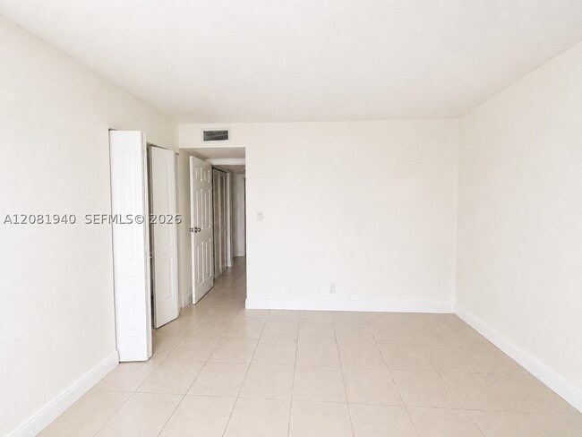 Foto del edificio - 17911 NW 68th Ave
