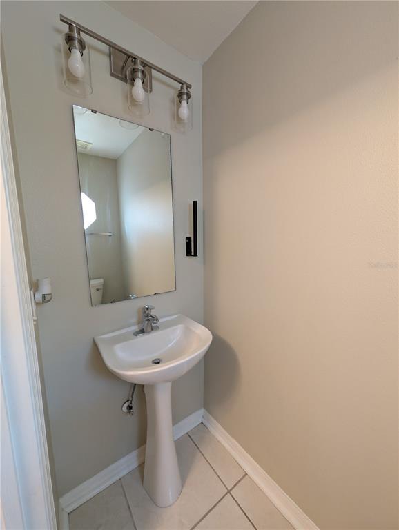 Foto del edificio - 4630 Ashburn Square Dr