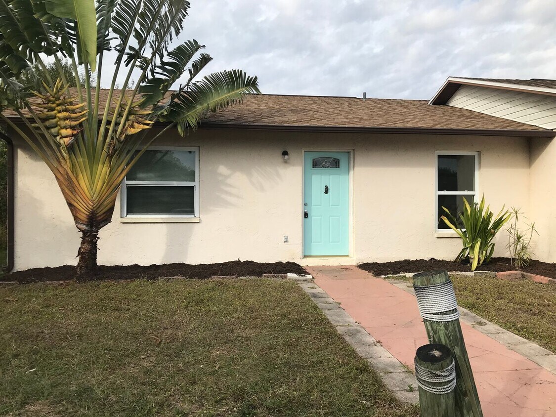 Foto principal - *Annual* 2 Bedroom, Plus extra bonus room,...