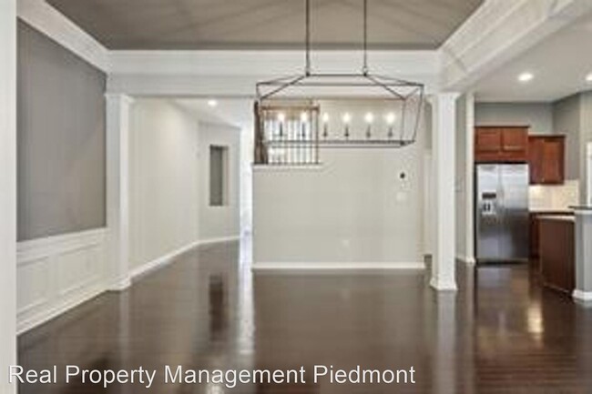 Building Photo - 3 br, 3.5 bath House - 106 Wellington Trace