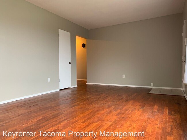Building Photo - 2 br, 1 bath House - 3523 S Ash St