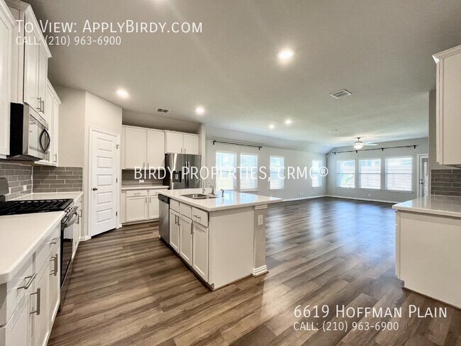 Building Photo - *4-bed, 2-bath Home on Far Westside of San...