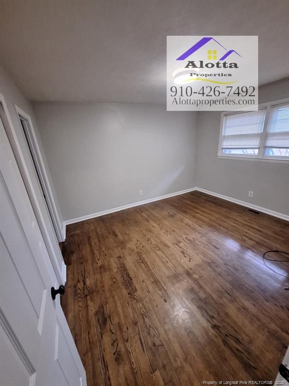 Foto del edificio - 836 Ridge Rd