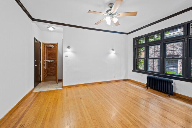 Foto del edificio - 1127 W Farwell Ave