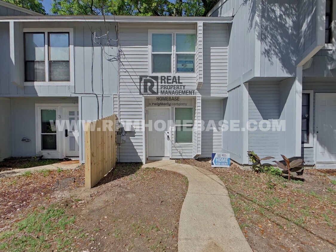 Primary Photo - Updated Spanish Trail Townhome | 2BR/1.5BA | Fenced Yard | Near UWF & Hospital
