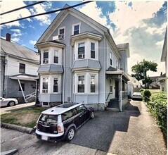Building Photo - 119 Chestnut St