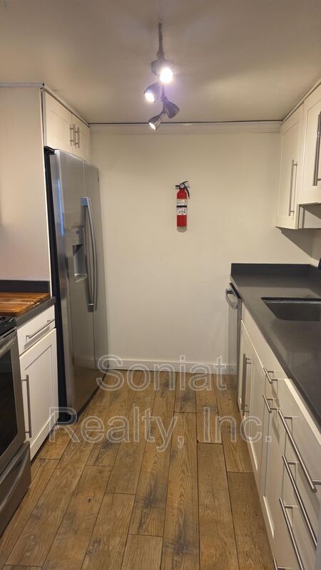 Foto del edificio - 732 Cherokee St