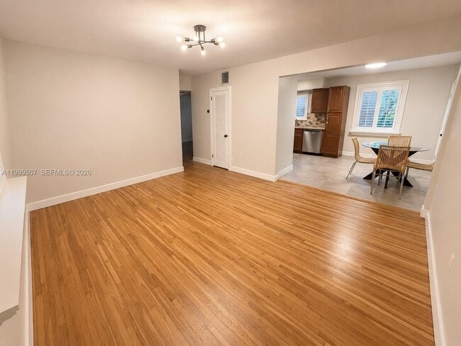 Building Photo - 5605 SW 80th St