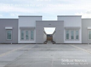 Building Photo - 2904 Harrison Ave