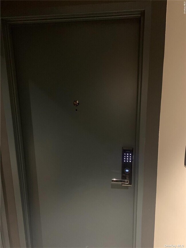 Foto del edificio - 102-07 Jamaica Ave