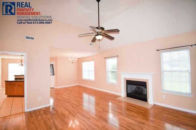 Foto del edificio - Beautiful Christiana home for lease! 3BR/2BA one-level brick home 2 car garage, just 1 mi. from I...