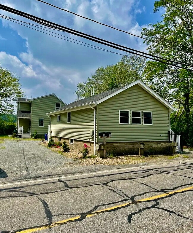 Building Photo - 70 Burroughs Rd