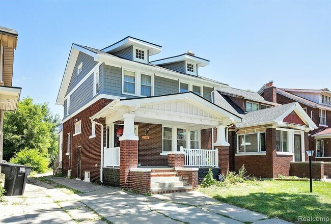 Building Photo - 7380 Woodrow Wilson St
