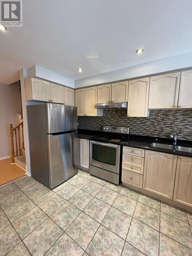 Building Photo - 987 Sonoma Ct