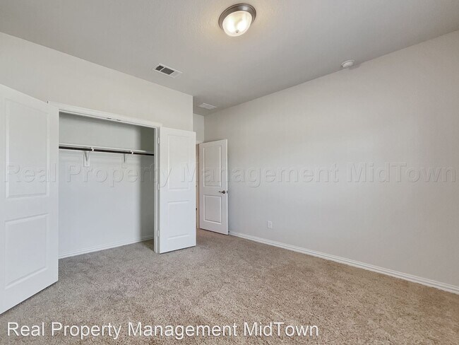 Foto del edificio - 5 br, 3 bath House - 2860 Fox Trail Ln,
