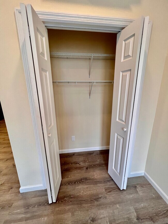 Building Photo - 129 Palisade St