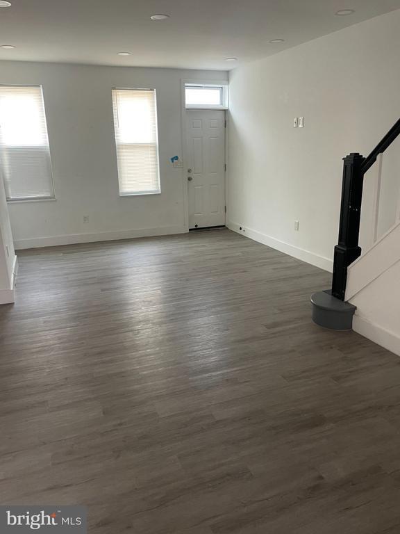 Foto del edificio - 3133 Weikel St