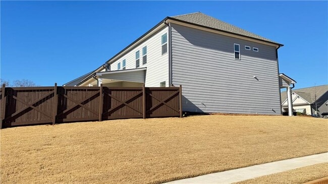 Foto del edificio - 5401 Bancroft Ln