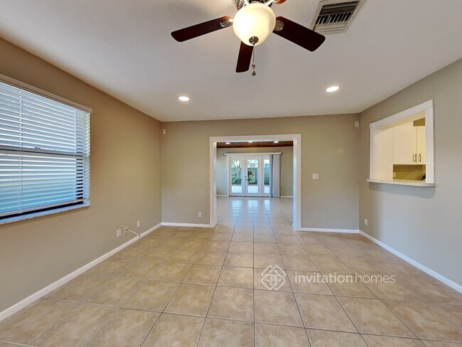 Foto del edificio - 11869 Birch St