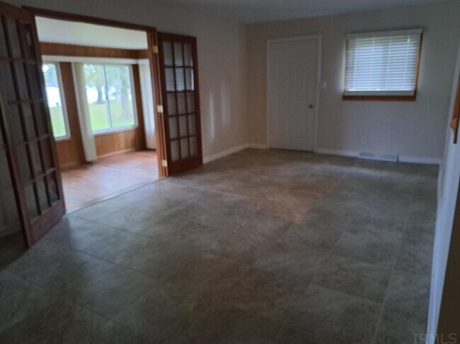 Building Photo - 55 EMS C22 Ln