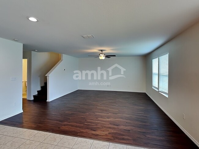 Building Photo - 11834 Silver Arbor