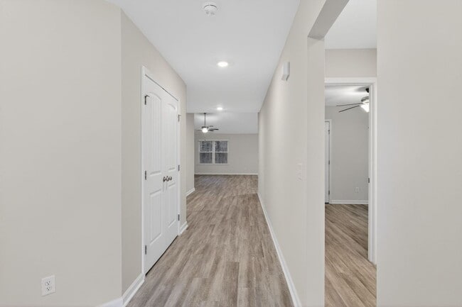 Foto del edificio - 245 Cromer St