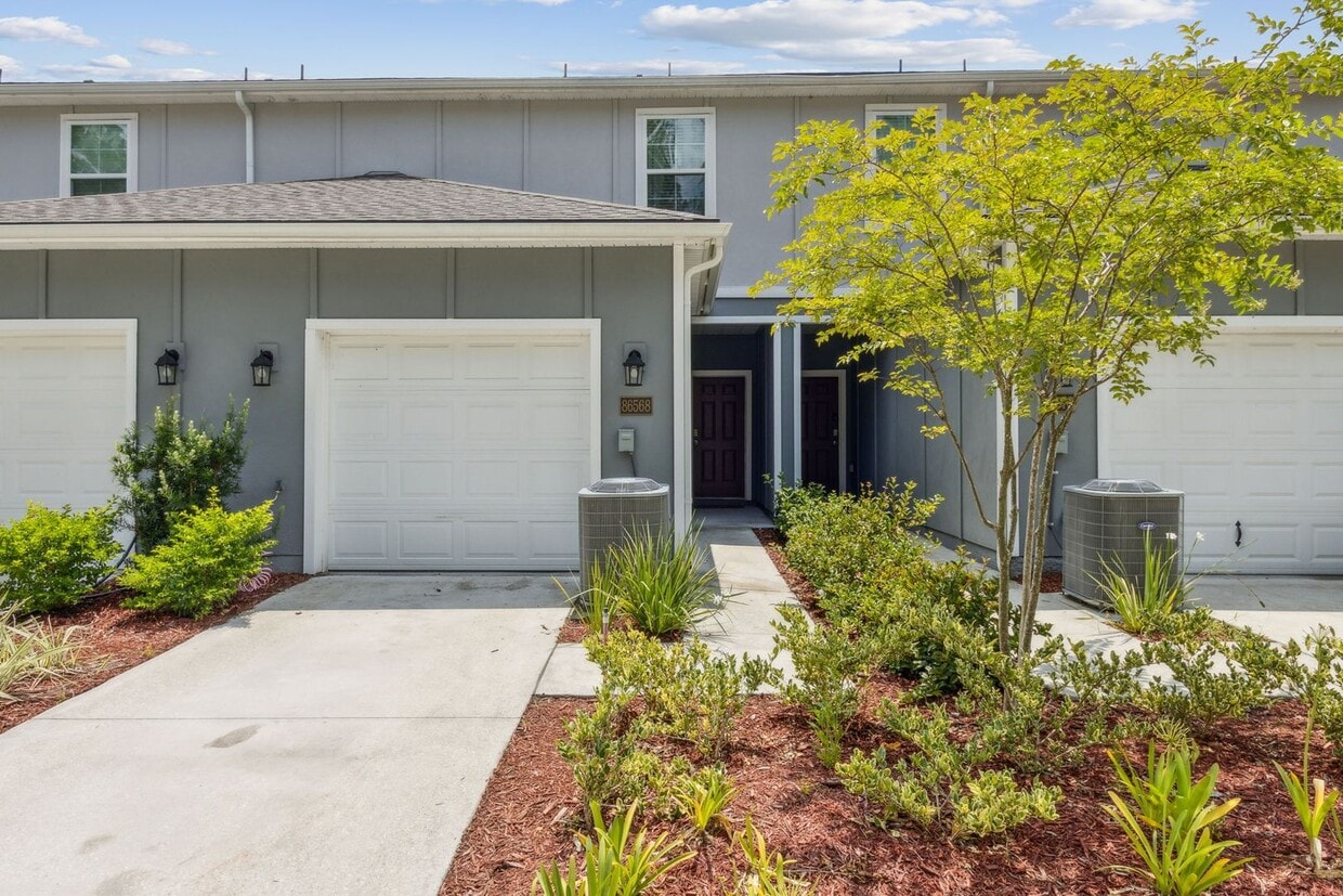 Primary Photo - Nearly New 2BR/2.5BA Townhome – Great Loca...