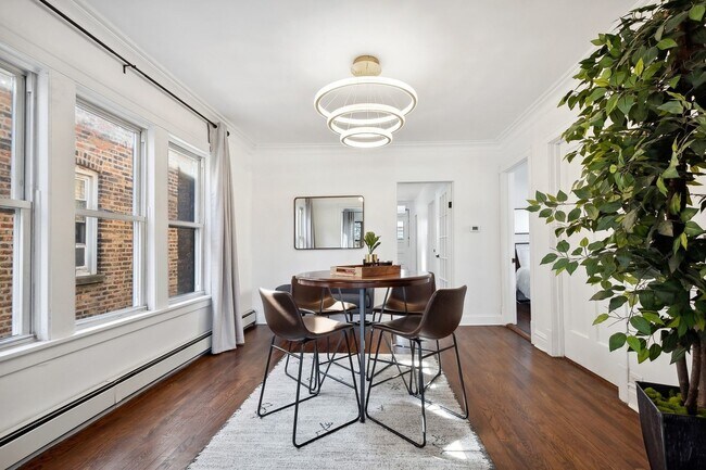 Foto del edificio - 5426 N Western Ave