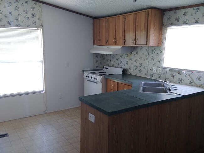 Foto del edificio - 3176 Tank Trail Rd