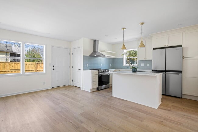 Photo - 40-40 Isabella St Townhome