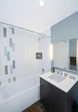 Foto del edificio - 250 N 10th St